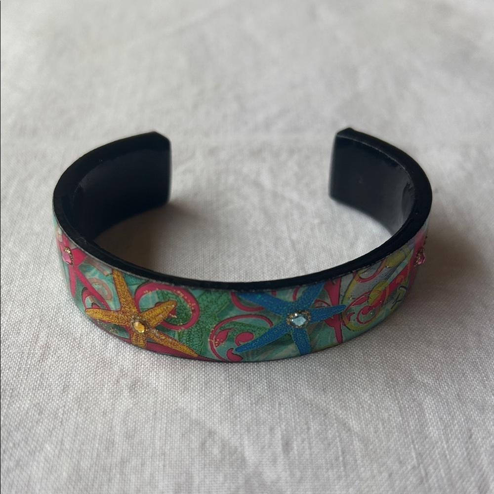 MAC Cosmetics Colorful Starfish Cuff